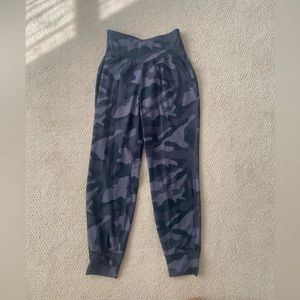 Old Navy- active black camp joggers size medium